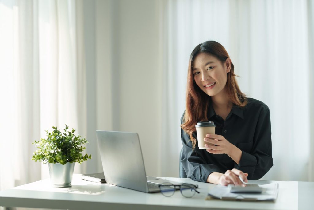 Sewa Laptop Kendal untuk Efisiensi Operasional